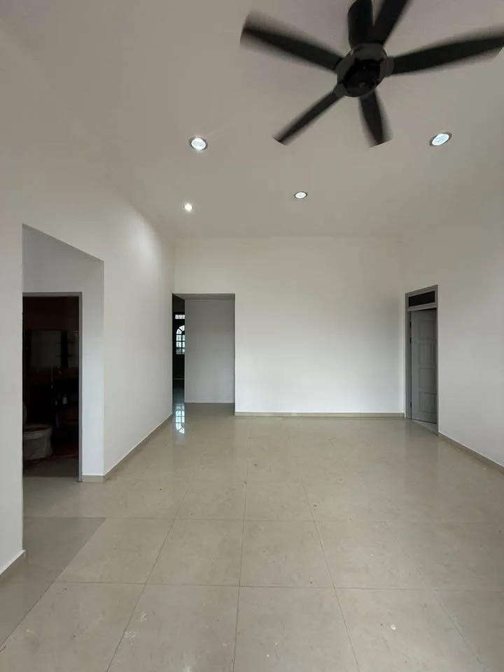 Shop for rent in Sector 66, Gurgaon