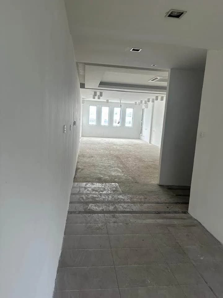 Shop for rent in Sector 93, Gurgaon